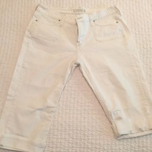 Levi’s Capri Jeans